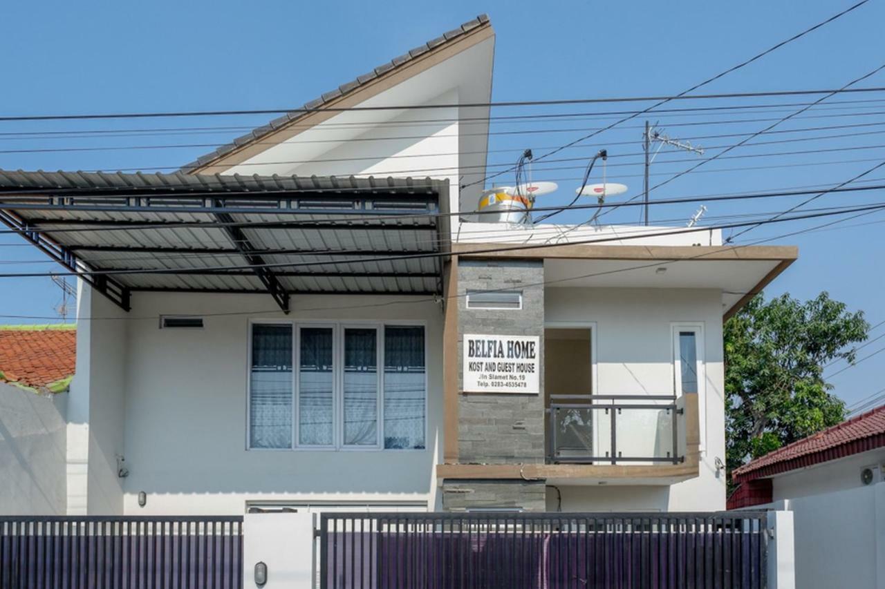 Reddoorz Plus Syariah Near Stasiun Tegal 2 Ngoại thất bức ảnh
